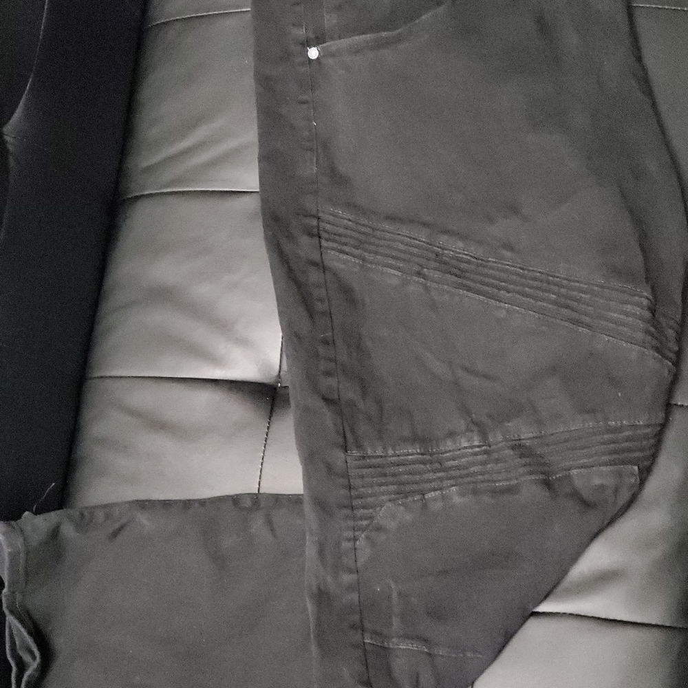 Black Jeans